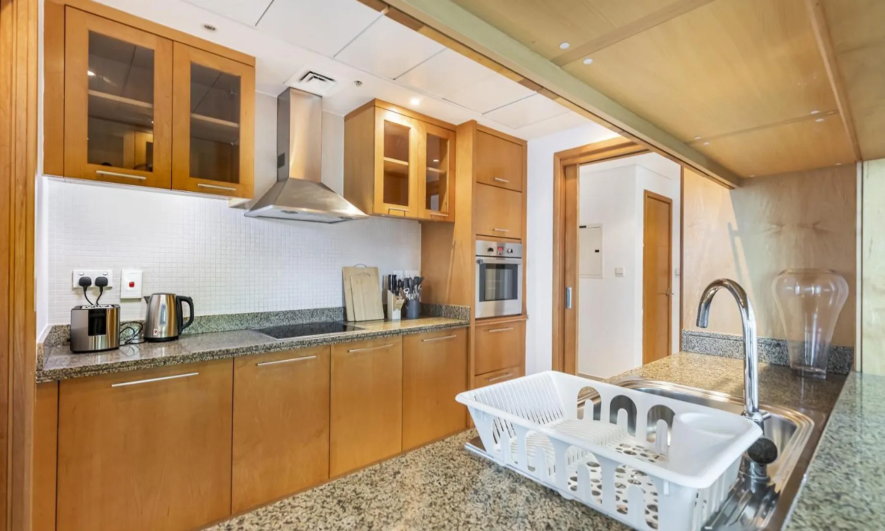 Spacious Modern Apartment In Marina Dubai United Arab Emirates